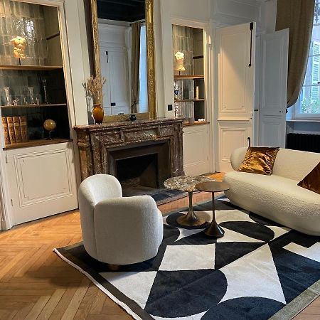 Appartement Chic Et De Caractere ! Saint-Cyr-au-Mont-d'Or Exterior photo