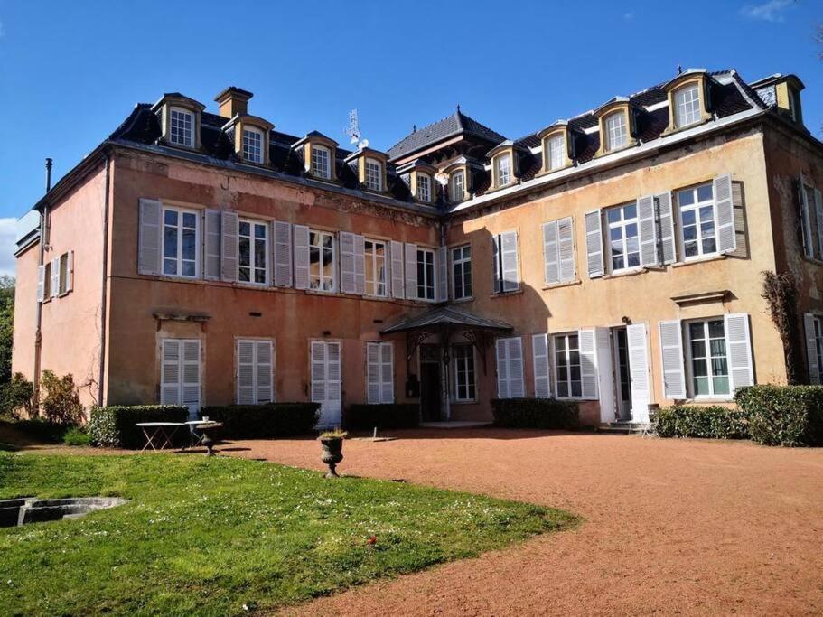 Appartement Chic Et De Caractere ! Saint-Cyr-au-Mont-d'Or Exterior photo